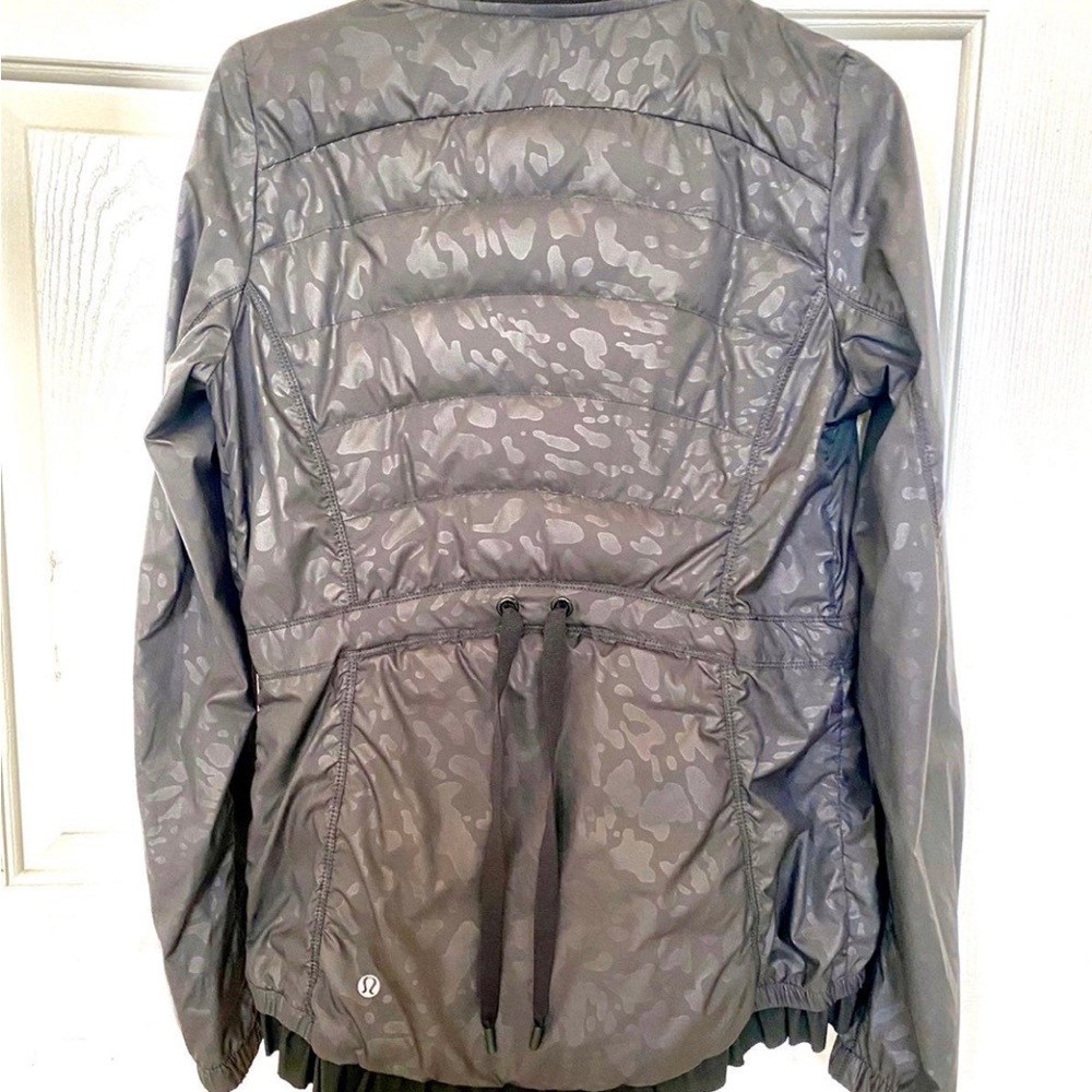 Lululemon Down Spring Fling Puffy Windbreaker